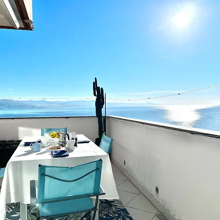 La Terrazza Sul Golfo アパート